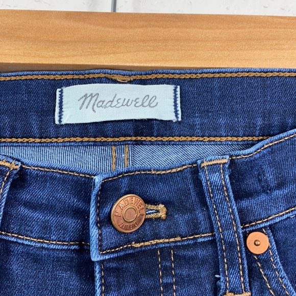 Madewell 9" Mid-Rise Skinny Jeans in Larkspur Wash - Picture 5 of 11
